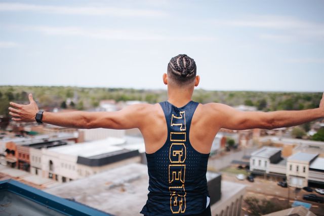 Athlete profile featured image number 6 of 10
