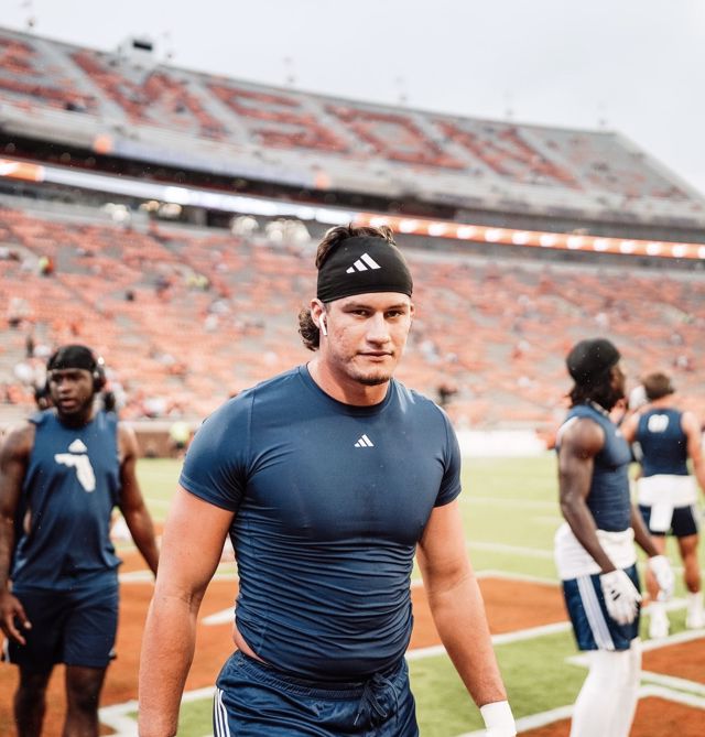 Athlete profile featured image number 3 of 5