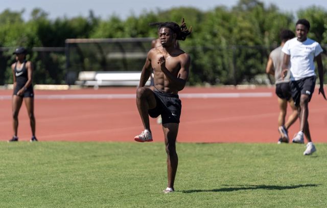 Athlete profile featured image number 1 of 5