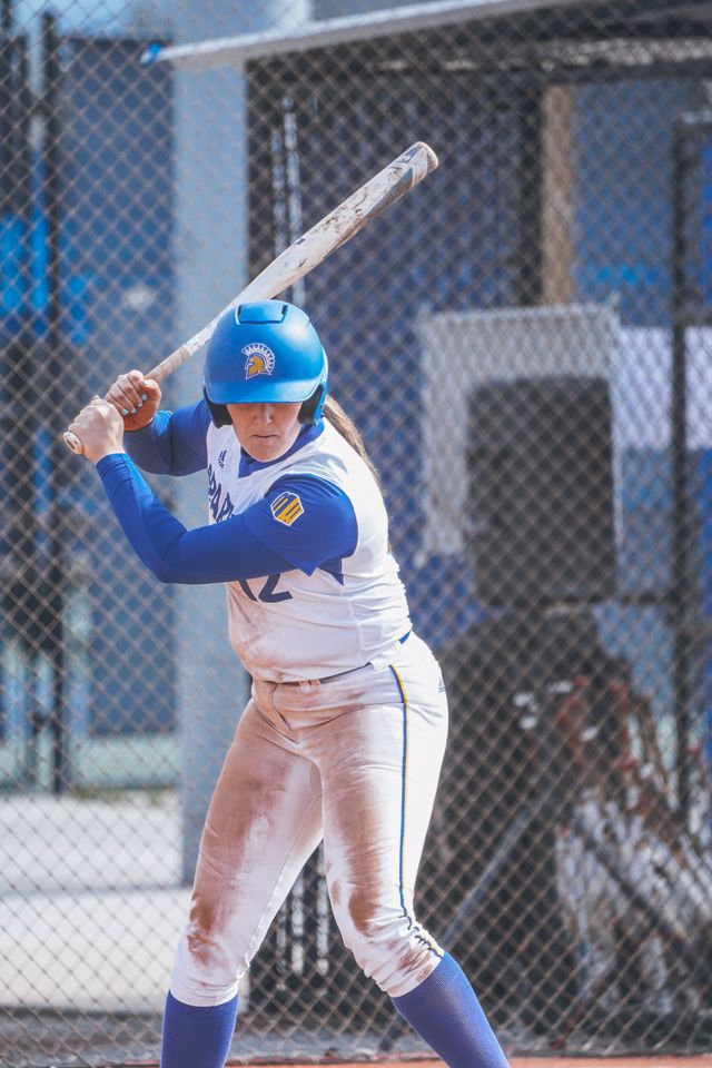 Athlete profile featured image number 2 of 4