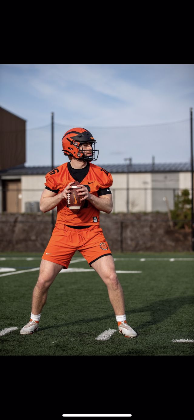 Athlete profile featured image number 2 of 4
