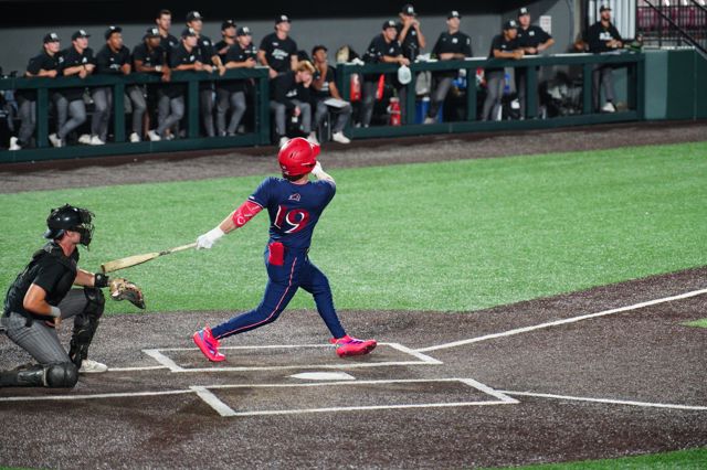 Athlete profile featured image number 4 of 5