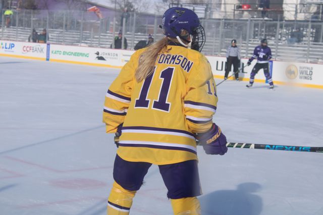 Athlete profile featured image number 1 of 5