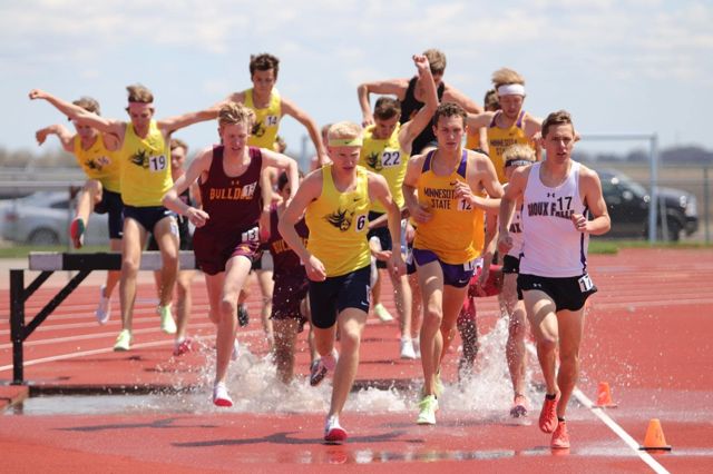 Athlete profile featured image number 1 of 5