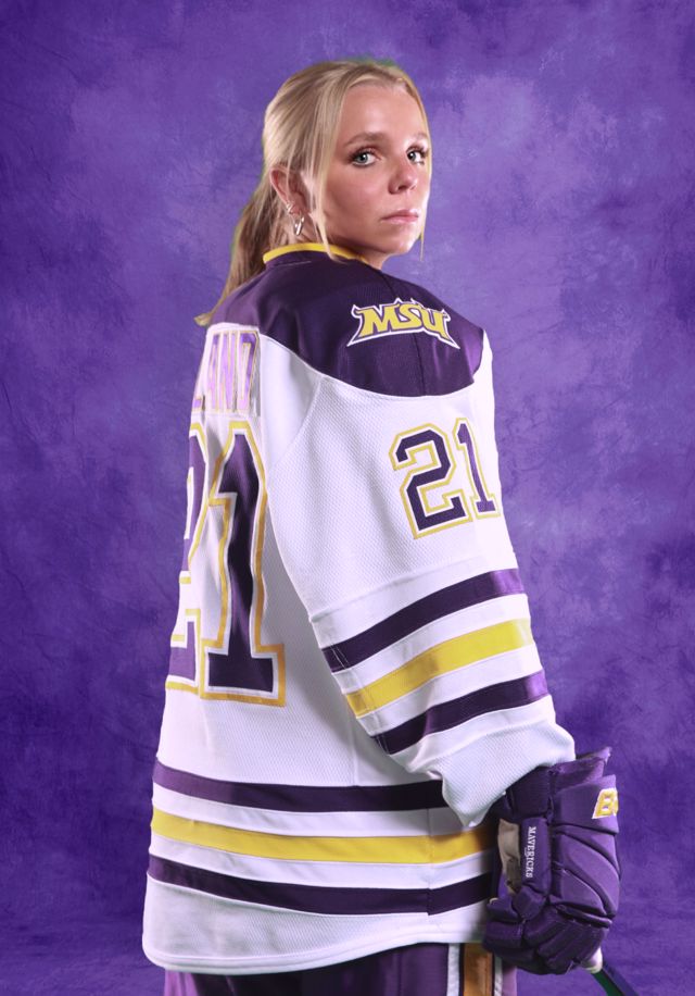 Athlete profile featured image number 3 of 5