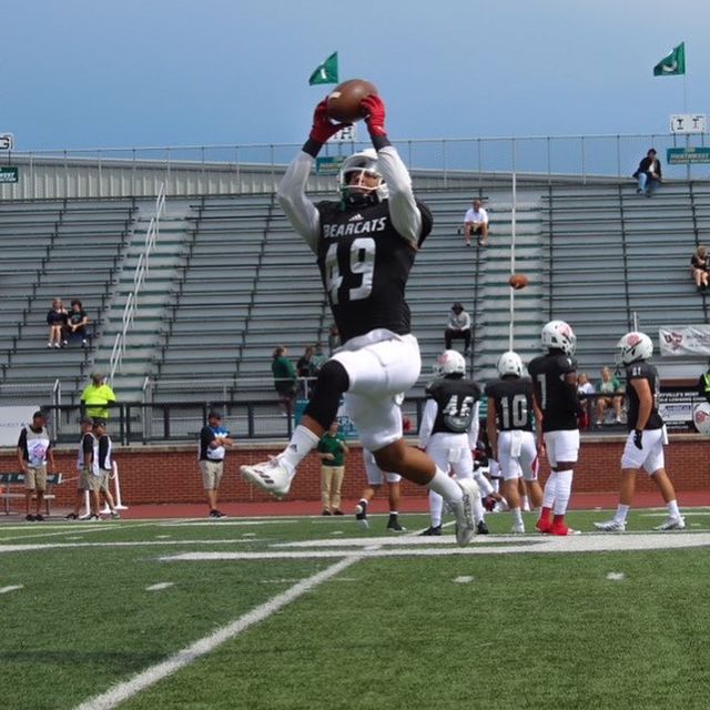 Athlete profile featured image number 2 of 5