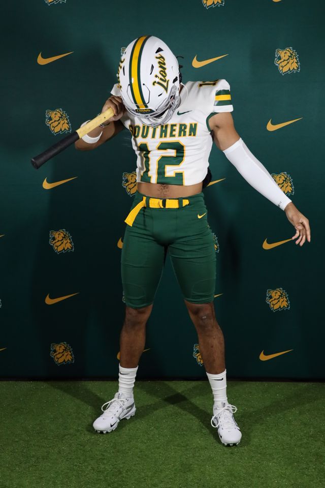 Athlete profile featured image number 5 of 10