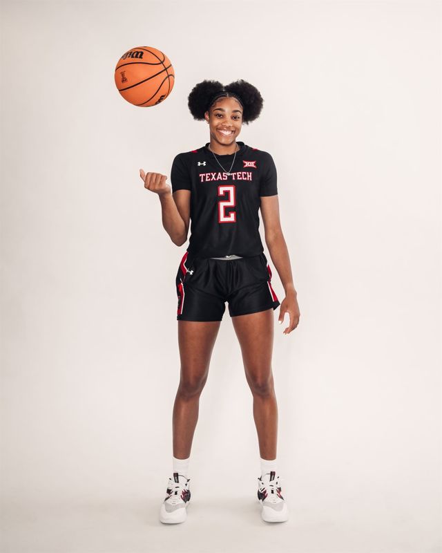 Athlete profile featured image number 3 of 5