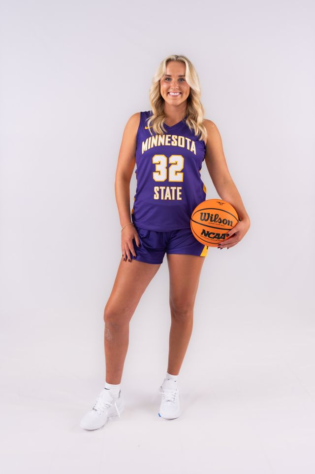 Athlete profile featured image number 5 of 6