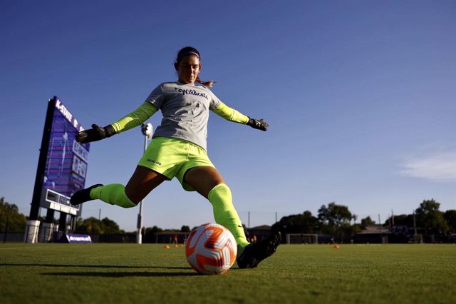 Athlete profile featured image number 3 of 5
