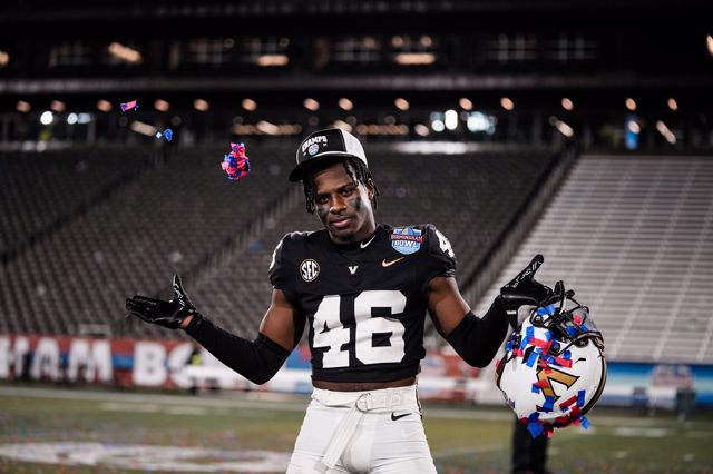 Athlete profile featured image number 1 of 5