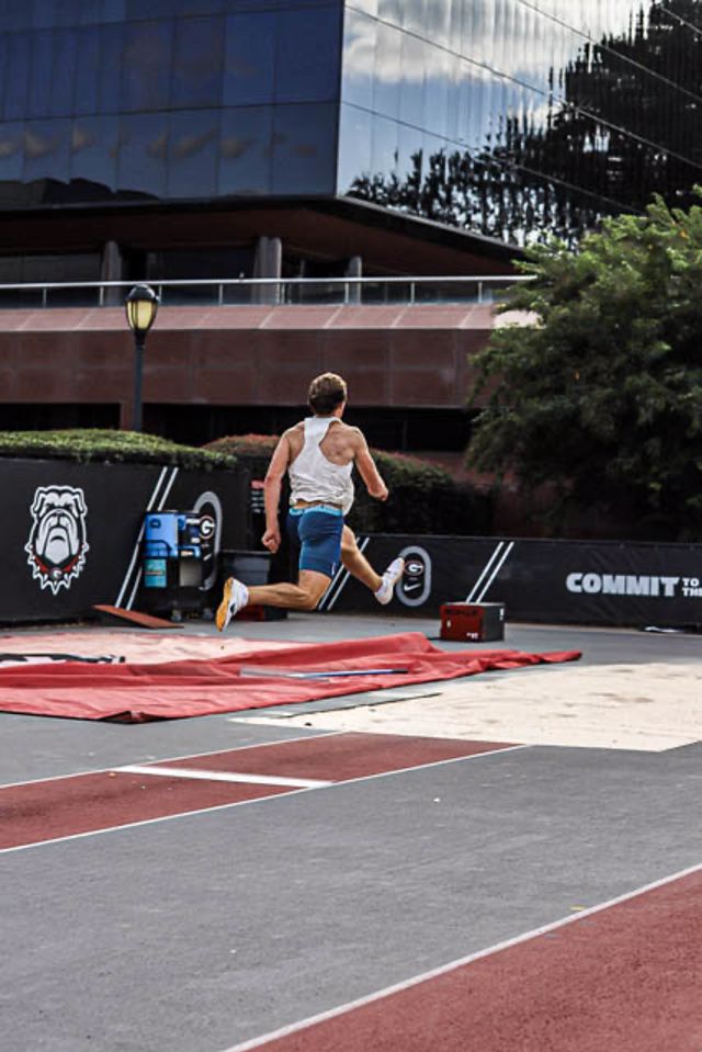 Athlete profile featured image number 4 of 7