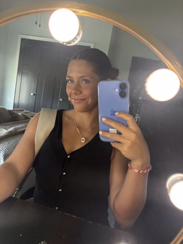 Athlete profile featured image number 2 of 6