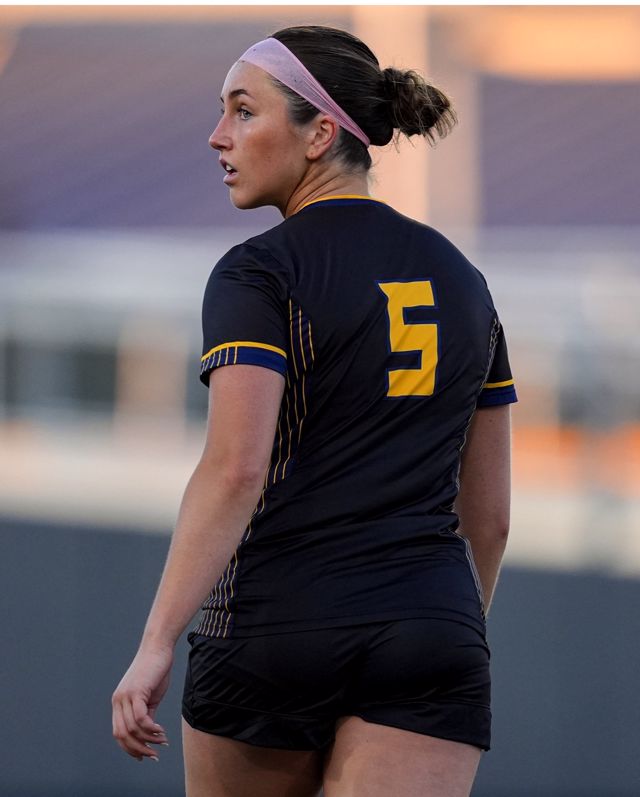 Athlete profile featured image number 4 of 5