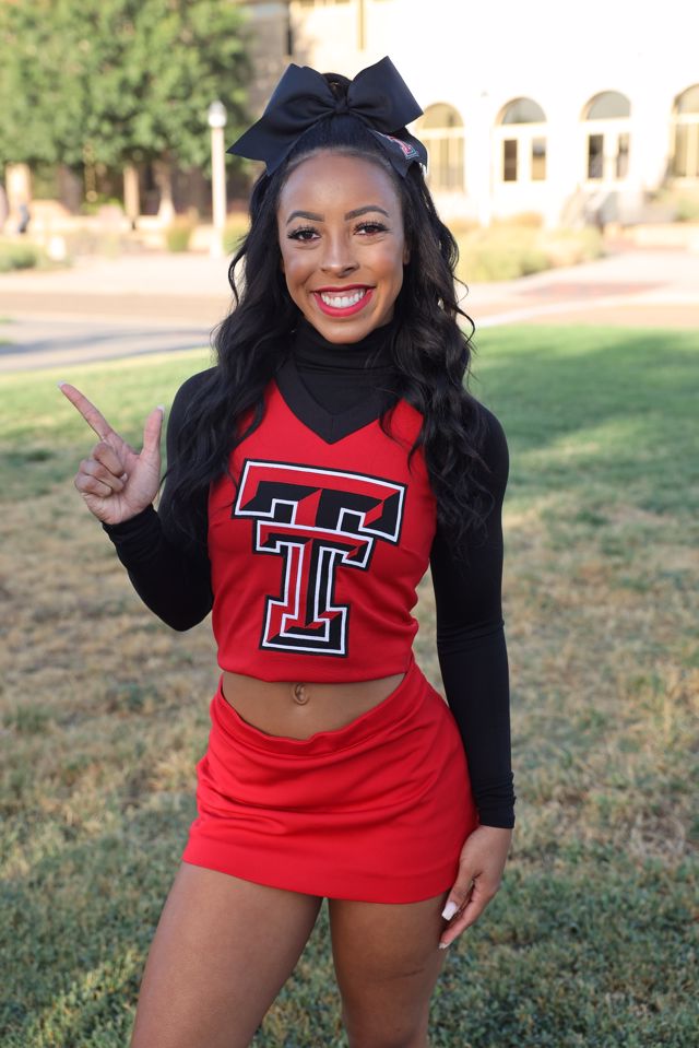 Athlete profile featured image number 2 of 5