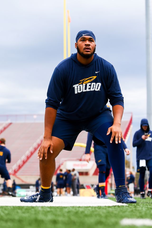 Athlete profile featured image number 3 of 5