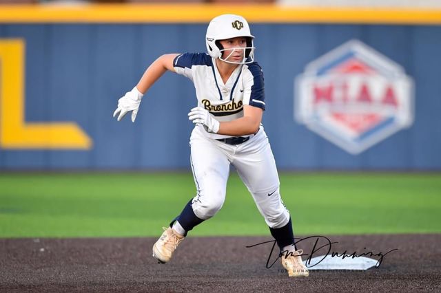 Athlete profile featured image number 2 of 5