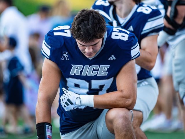 Athlete profile featured image number 2 of 4