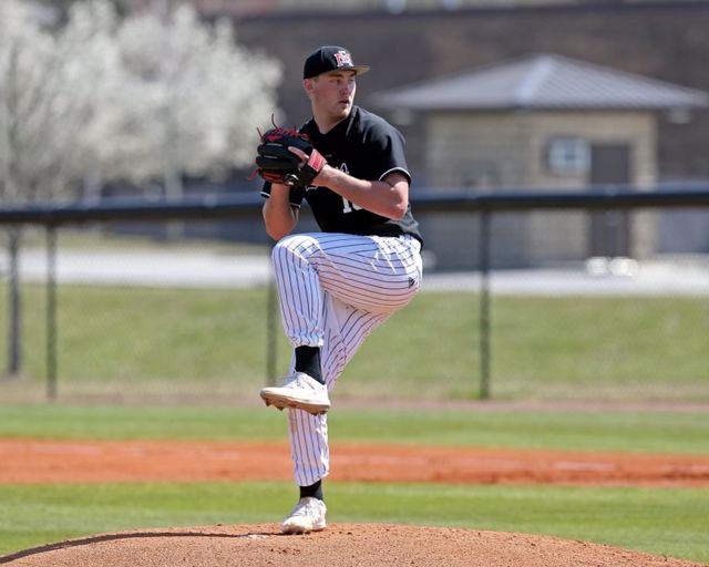 Cade Davis, Pitcher, Right Handed Pitcher, Memphis Tigers - NIL Profile ...