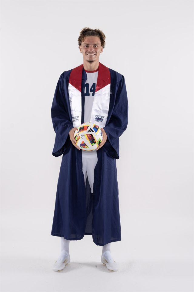 Athlete profile featured image number 1 of 4