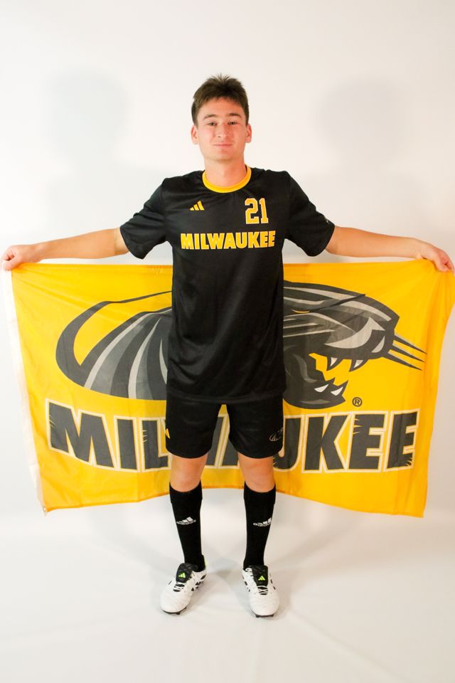 Athlete profile featured image number 2 of 6