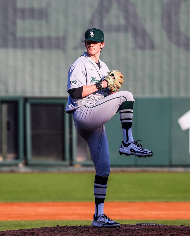 Athlete profile featured image number 1 of 5