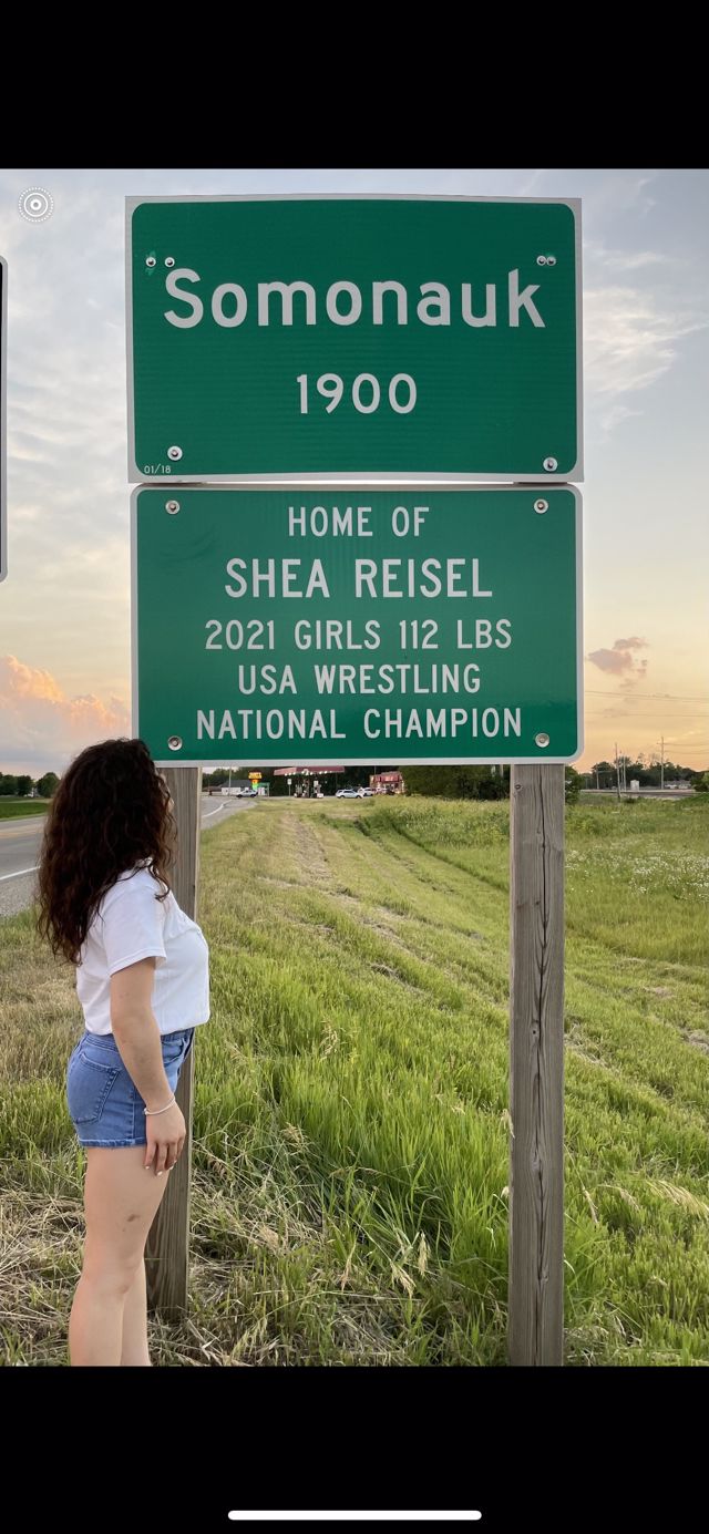 Athlete profile featured image number 3 of 5