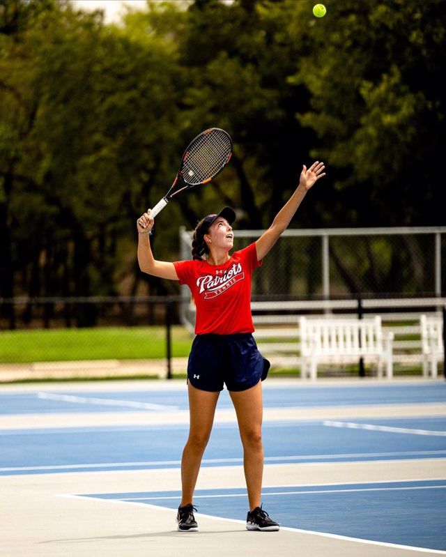 Athlete profile featured image number 1 of 4