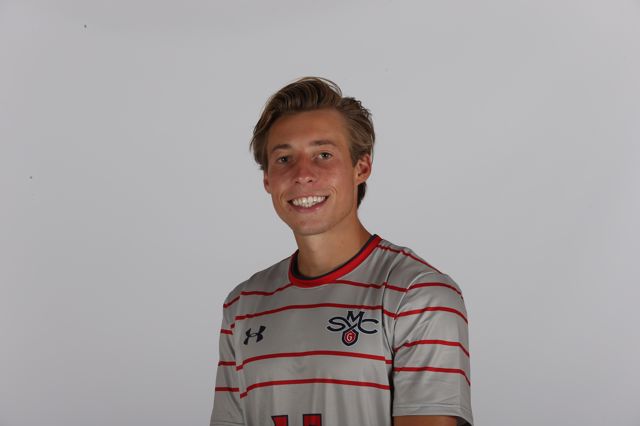 Athlete profile featured image number 1 of 5