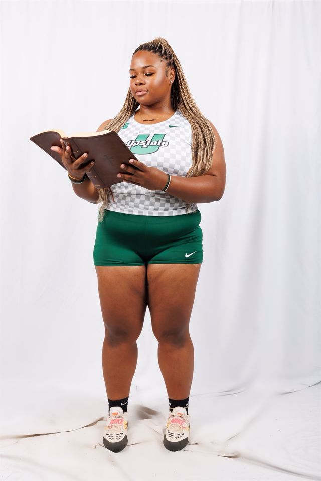 Athlete profile featured image number 1 of 5