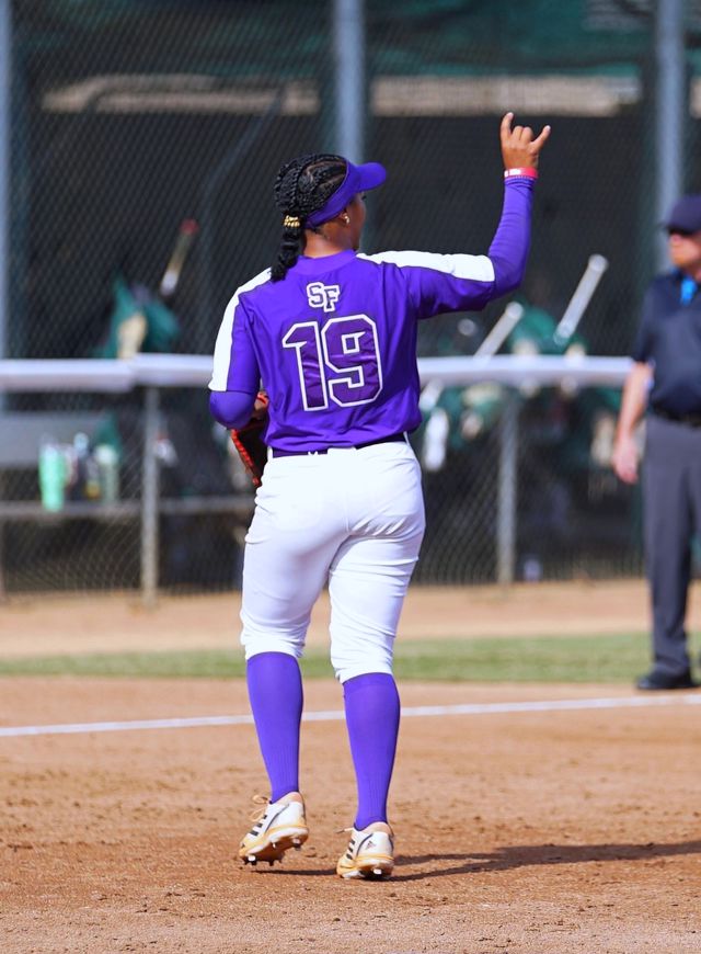 Athlete profile featured image number 3 of 5