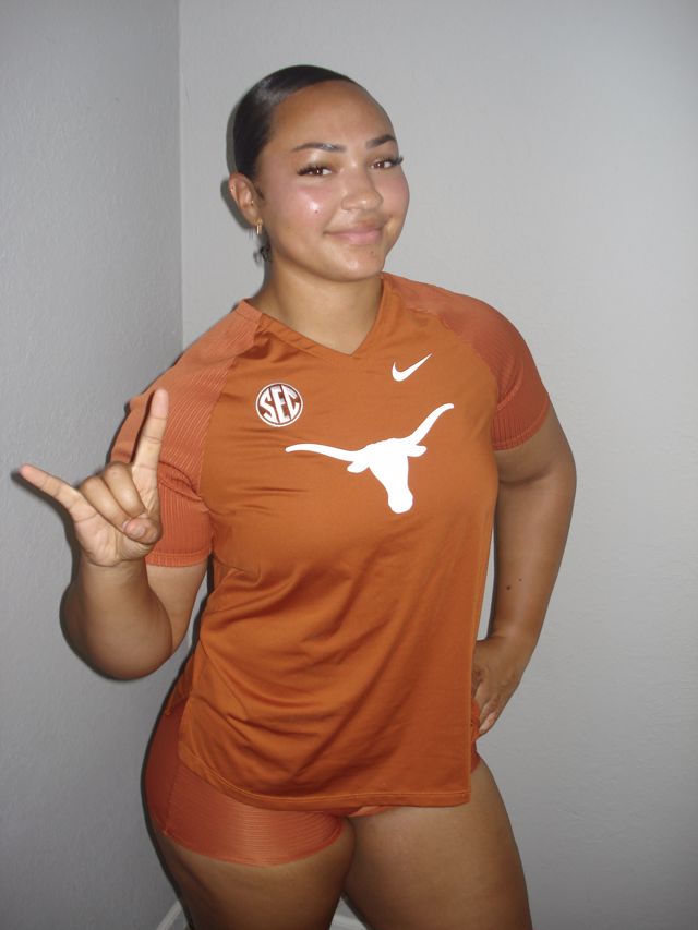 Athlete profile featured image number 1 of 4