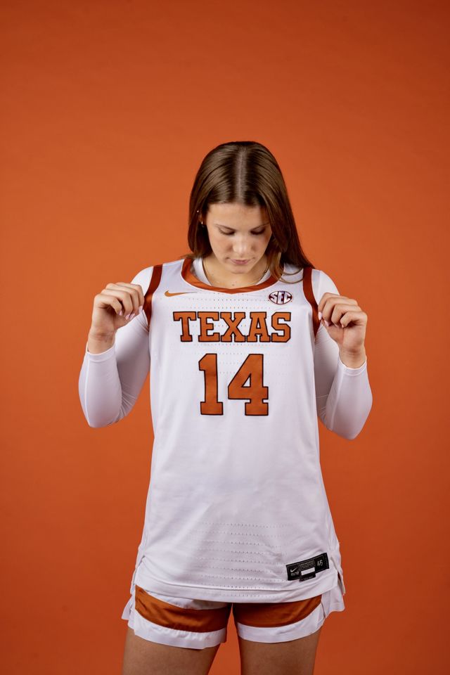 Athlete profile featured image number 4 of 5