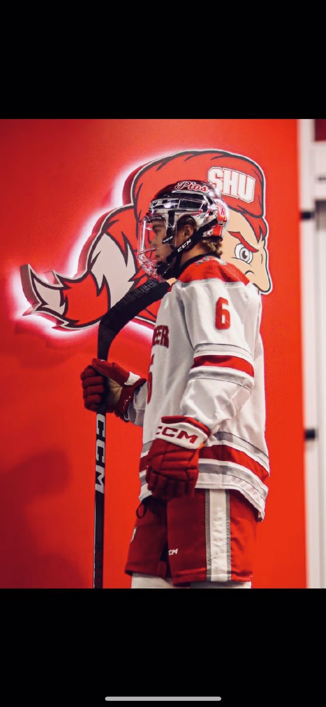 Athlete profile featured image number 7 of 9