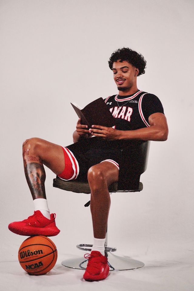 Athlete profile featured image number 6 of 8