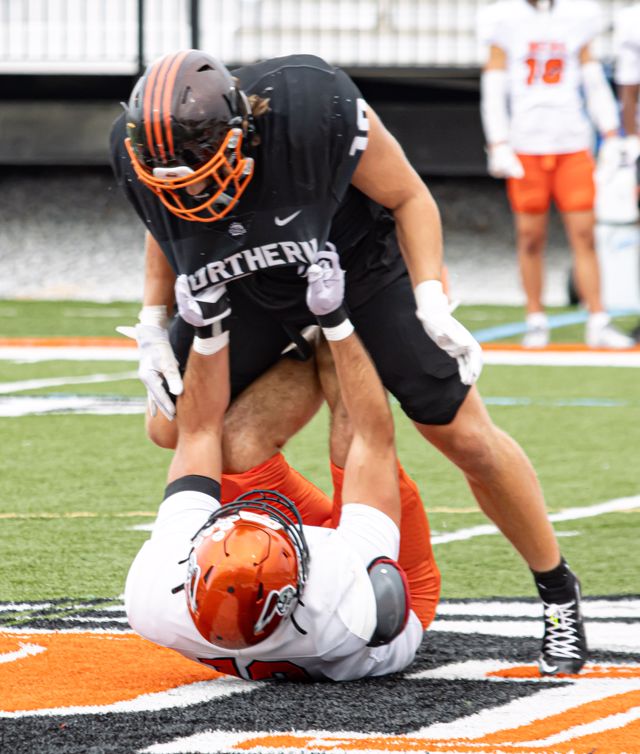 Athlete profile featured image number 2 of 4