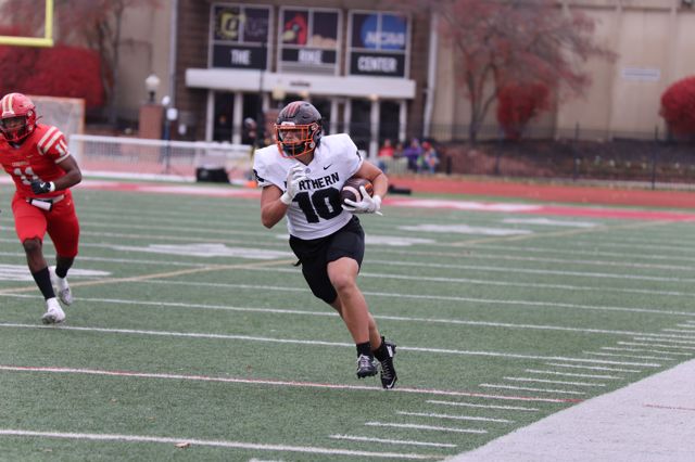 Athlete profile featured image number 3 of 4