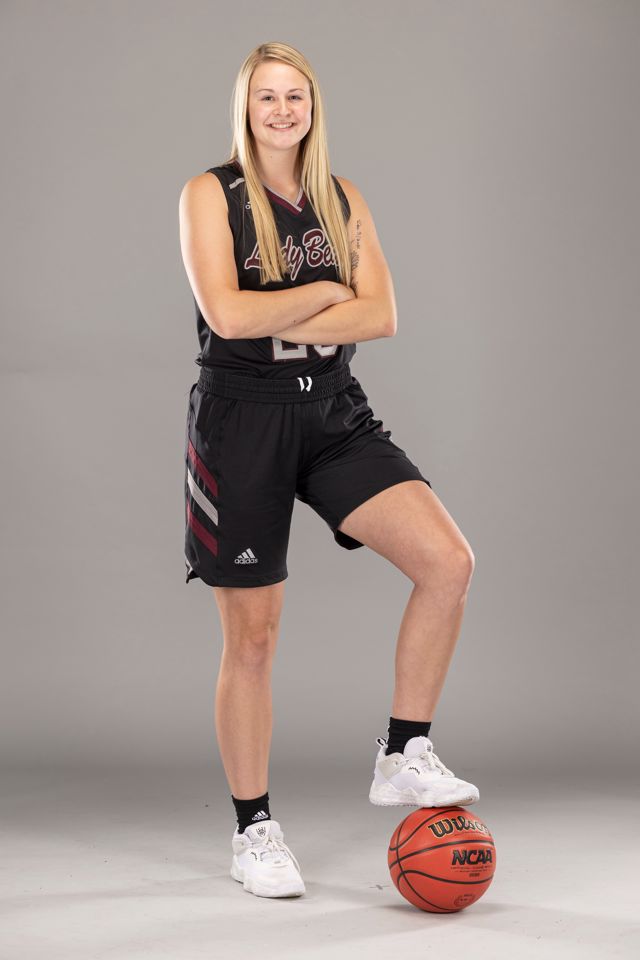 Athlete profile featured image number 1 of 4