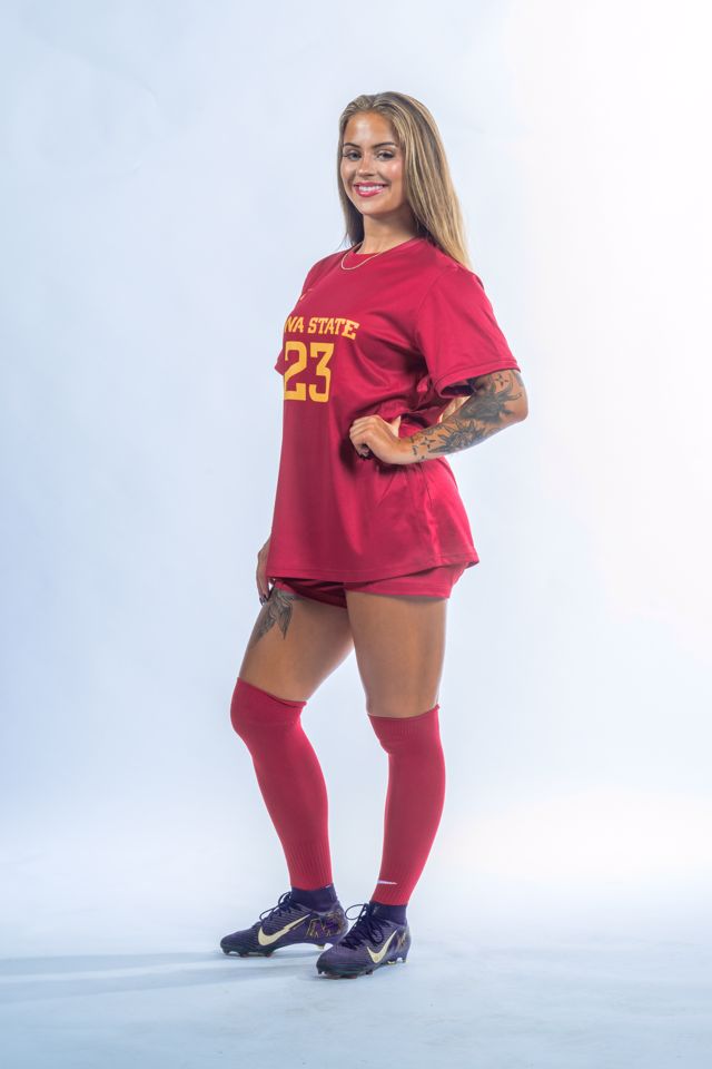 Athlete profile featured image number 2 of 4