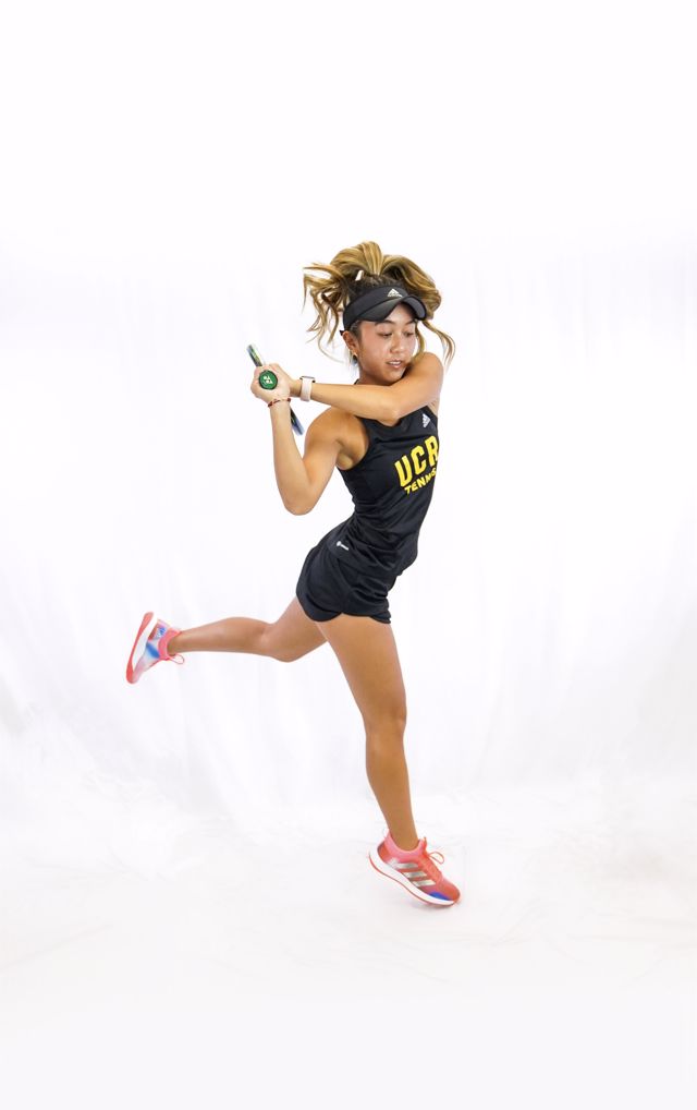 Athlete profile featured image number 2 of 5