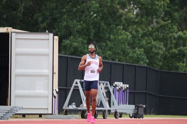Athlete profile featured image number 1 of 5