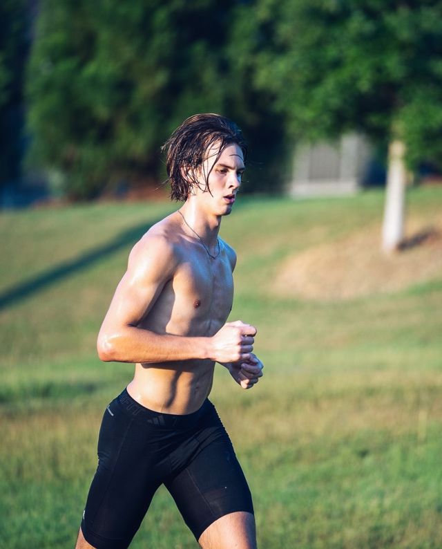 Athlete profile featured image number 8 of 10