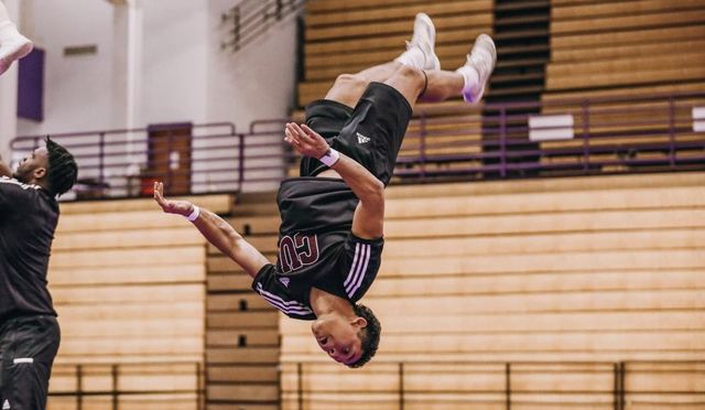 Athlete profile featured image number 1 of 4
