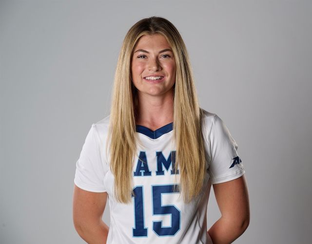 Athlete profile featured image number 3 of 6
