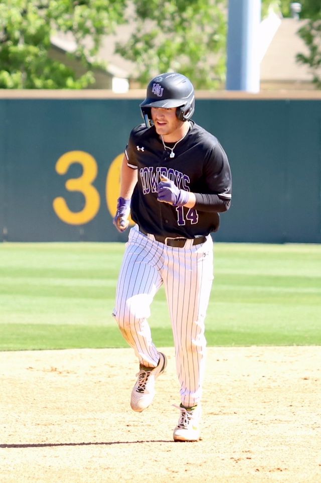 Athlete profile featured image number 1 of 4