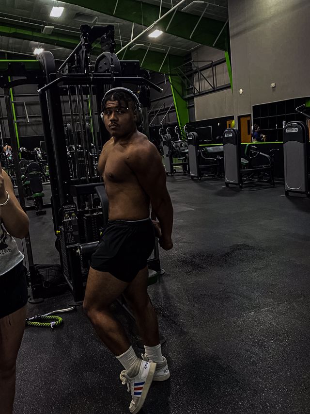 Athlete profile featured image number 3 of 4