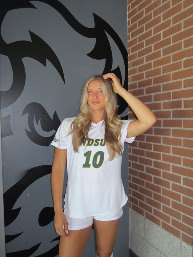 Athlete profile featured image number 3 of 4