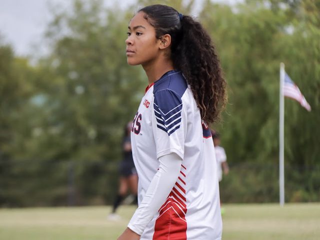 Athlete profile featured image number 2 of 5