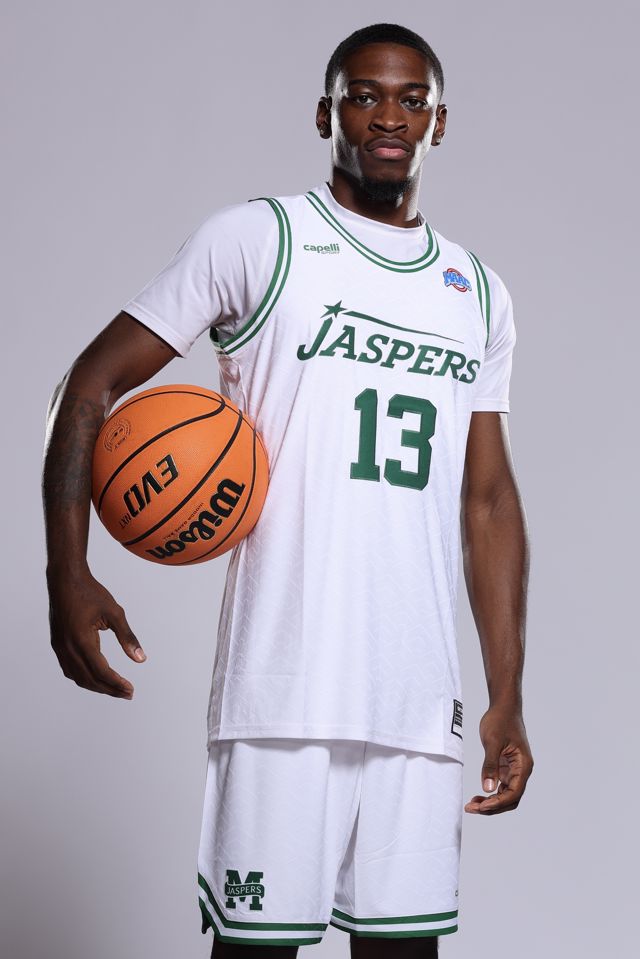 Athlete profile featured image number 2 of 4