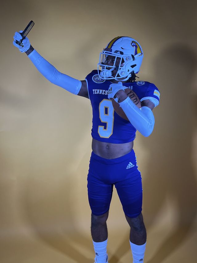 Athlete profile featured image number 1 of 4